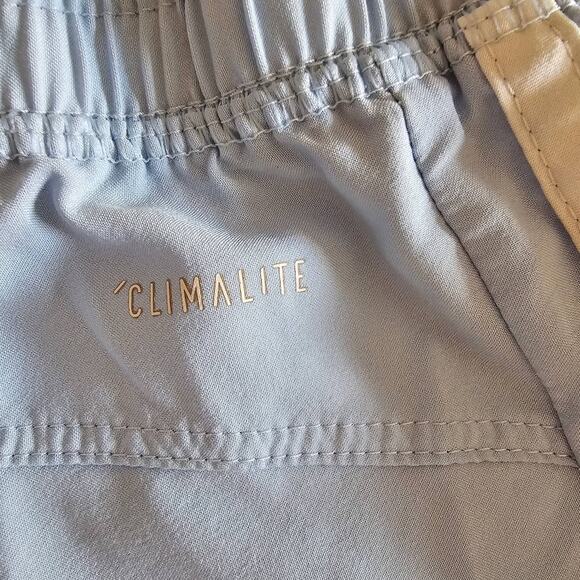 Adidas Women Climalite 3 Stripe Pull On Shorts Size Large Powder Blue Athletic - Picture 8 of 11